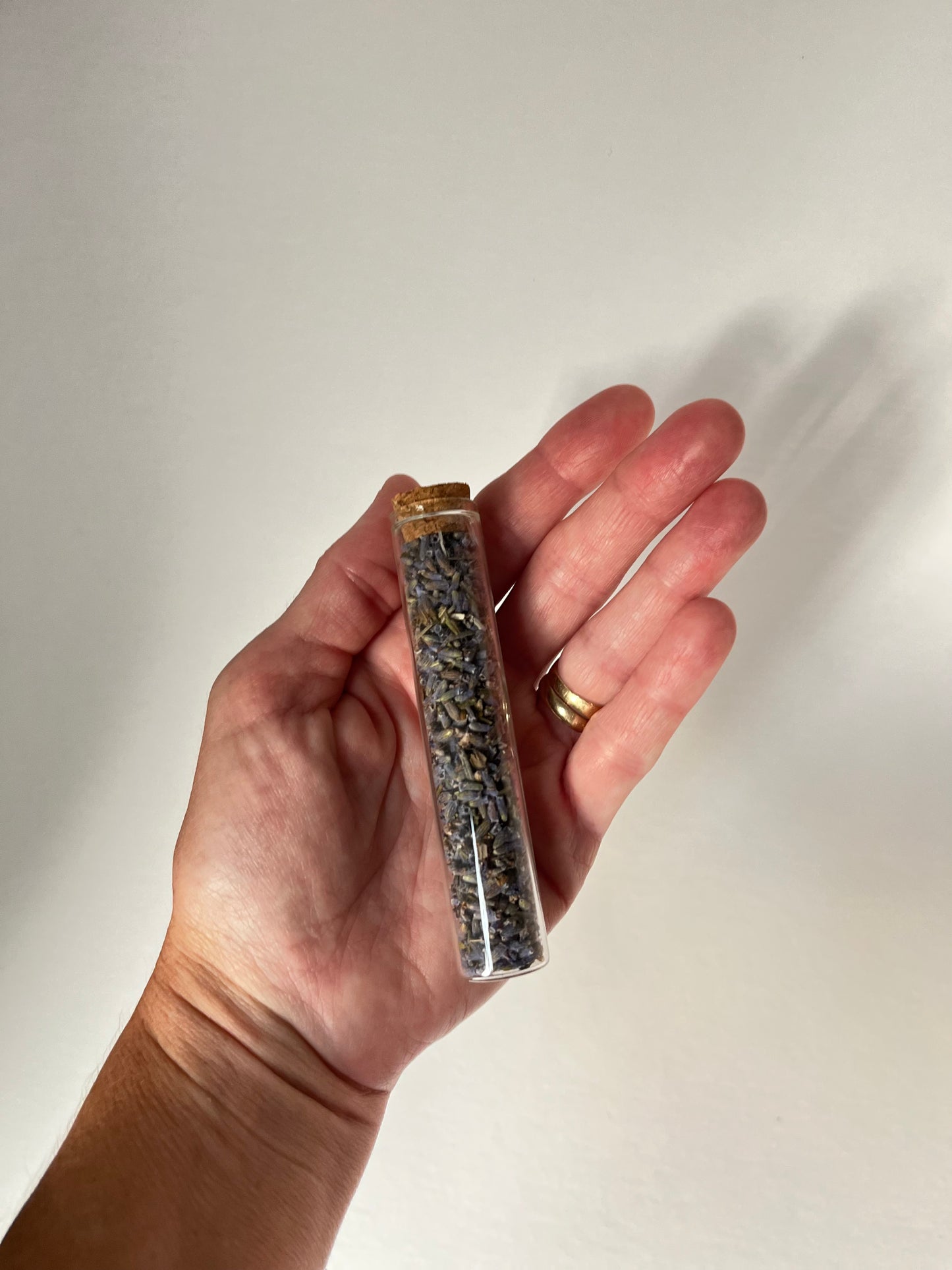 Lavender Wedding Toss & Favor Test Tubes - Set of 30